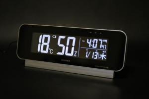 9色カラーデジタル電波時計・温湿度計